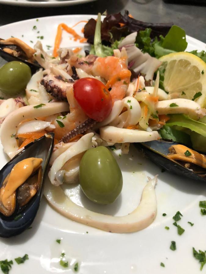 Donna Rosita Hotell San Felice a Cancello Exteriör bild