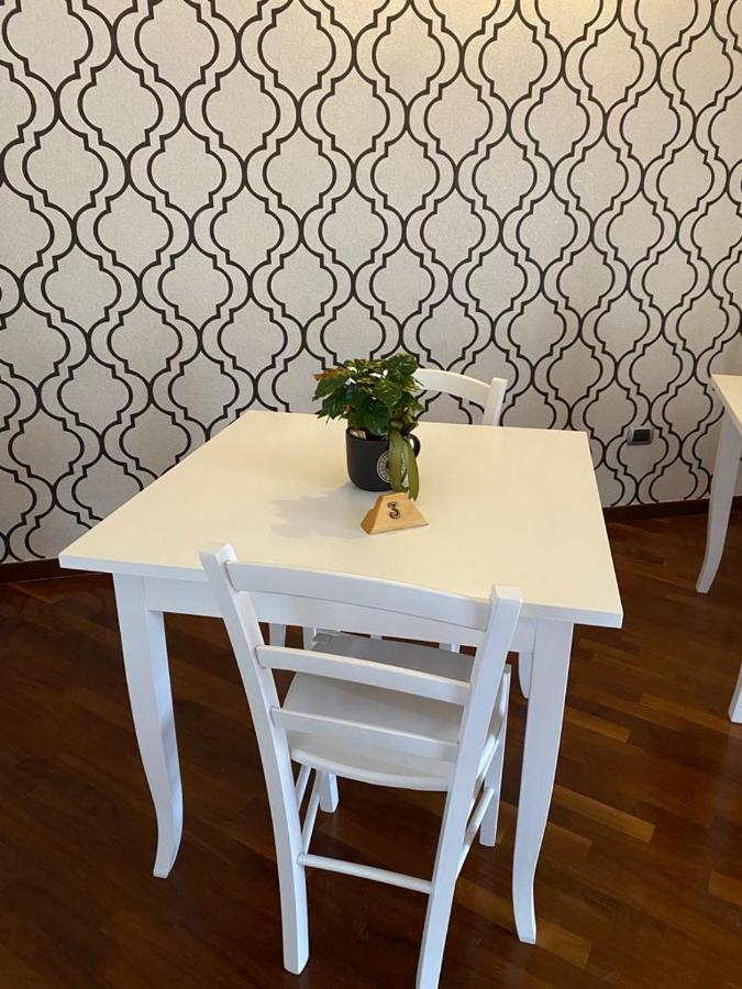 Donna Rosita Hotell San Felice a Cancello Exteriör bild